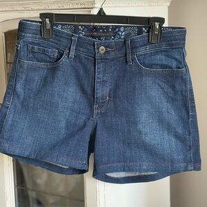 Levi’s 525 “Perfect Waist” Mid-Rise Denim Shorts Dark Wash Women’s Sz-10